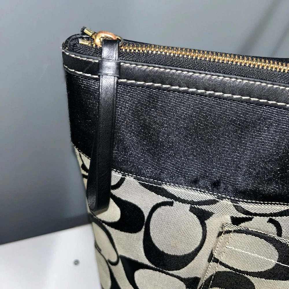 Coach Black & Gray Signature CC Tote Bag - Picture 6 of 12